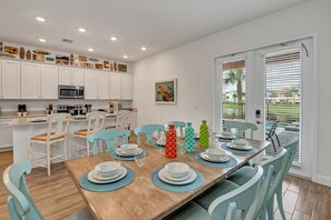 Dining - Beach-Chic, Margaritaville Cottage w/ Private Pool! (Kissimmee)
