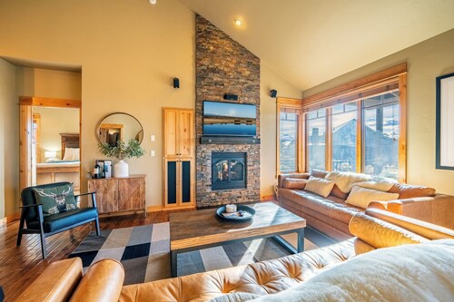 Cabin 15 - Luxury Sage Escape Cabin- Brasada Ranch I Hot Tub I Golf