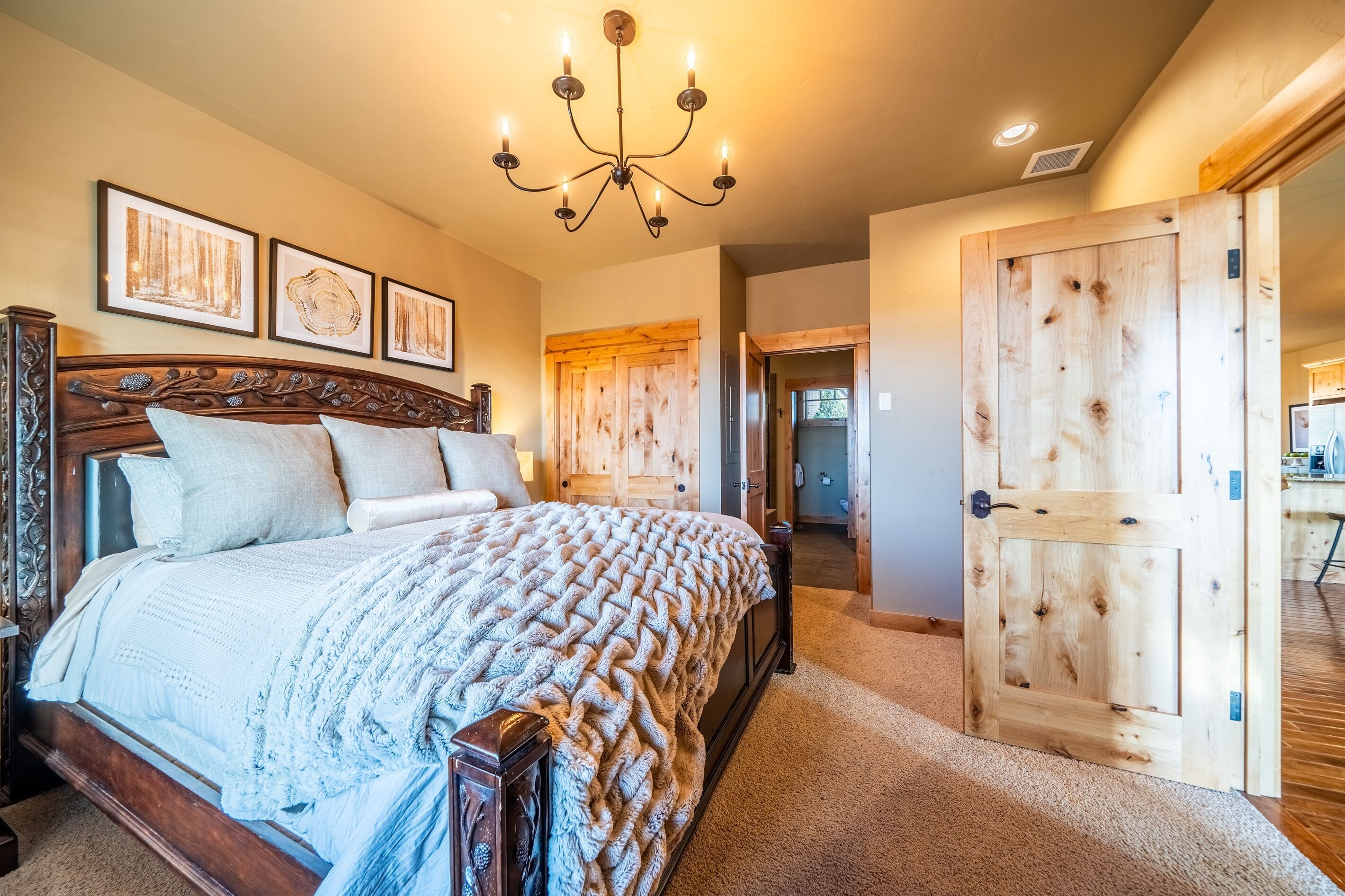 2 chambres, bureau, fer et planche  à repasser, Wi-Fi gratuit