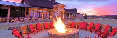 Brasada Ranch Cabin 15 | 2 King Suites | Hot Tub