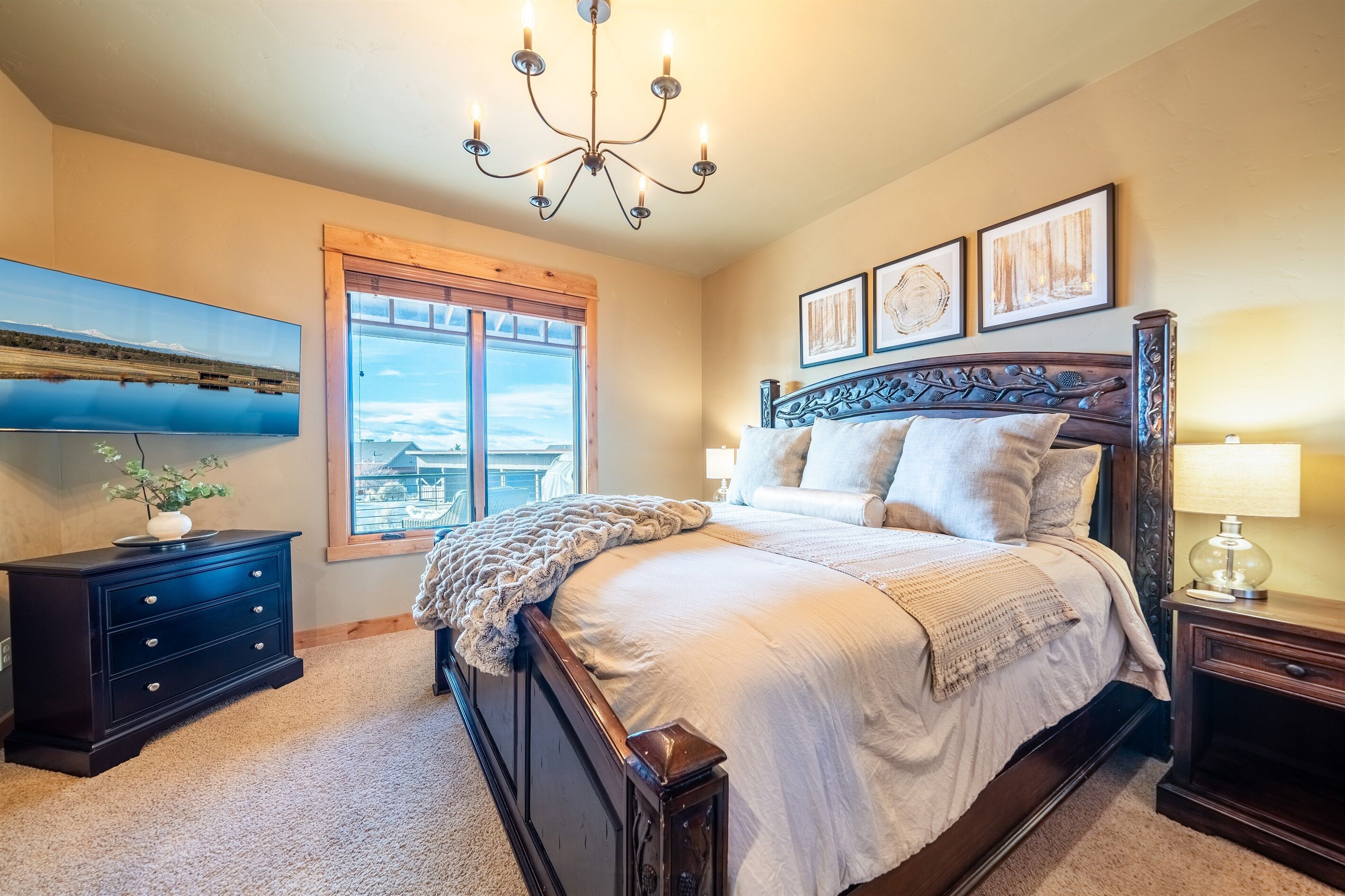 2 bedrooms, desk, iron/ironing board, free WiFi