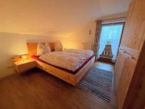 2 Schlafzimmer, Internetzugang, Bettwäsche