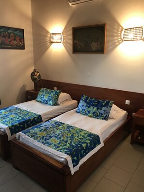 3 Schlafzimmer, Schreibtisch, WLAN, Bettwäsche