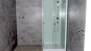 Shower, towels