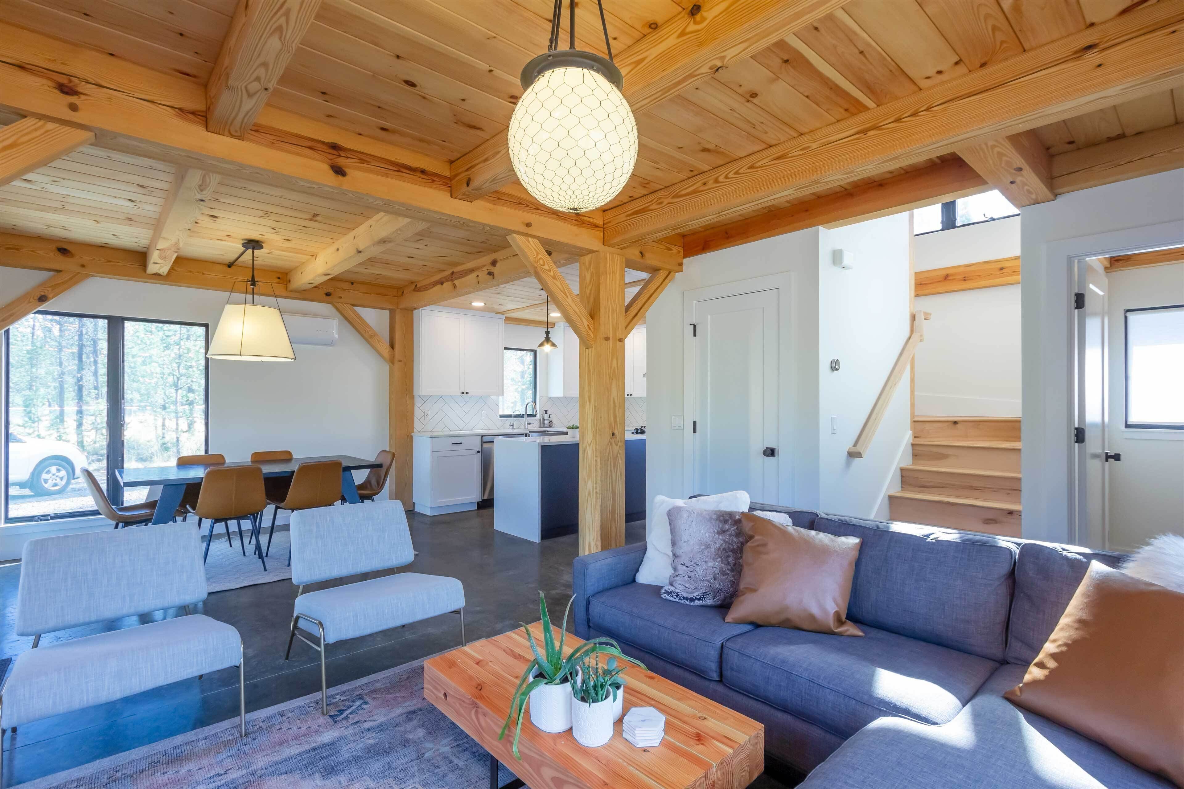 South of Sunriver, Great Views, Quiet Location - COVI97