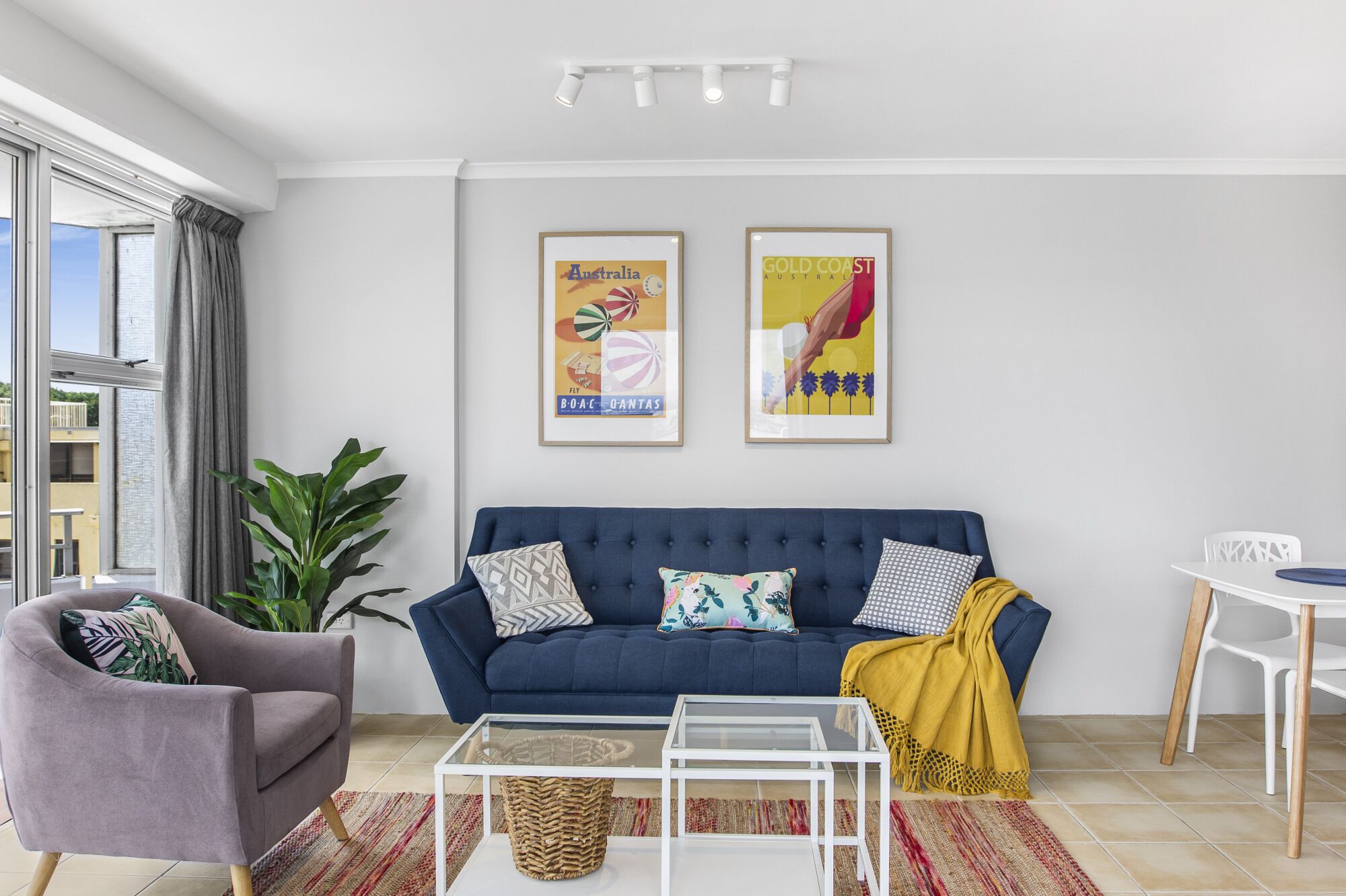 Beachfront Studio with Balcony, Parking and Pool