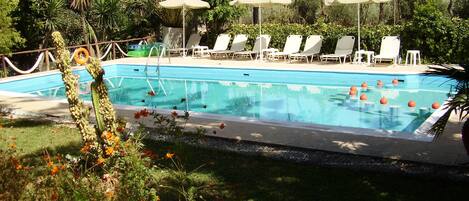 Piscine extérieure
