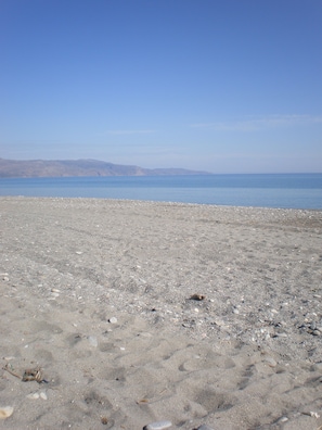 Beach towels - Summer Lodge Double Room D - long stay (Chania)