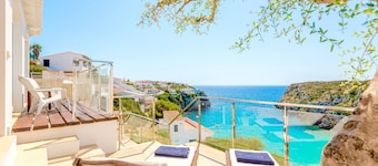 Seafront Villa Bellavista with private heated pool