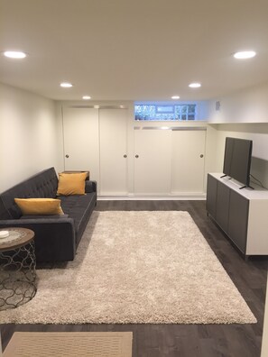 Smart-TV, kontorer, PC-skjermer og printere