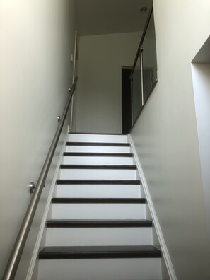 Interior - Private Home, Close to Town, With Modern Living (Carnegie)