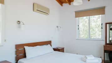 Villa | 3 bedrooms, premium bedding, Select Comfort beds, blackout curtains