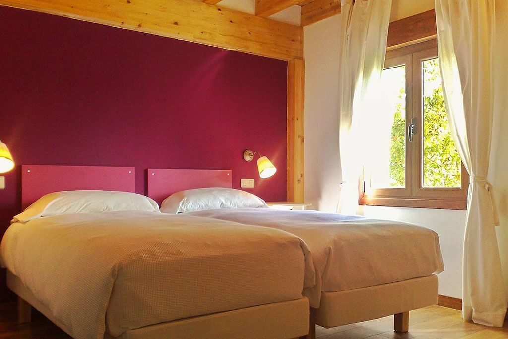 6 Schlafzimmer, Reisekinderbett, kostenloses WLAN, Bettwäsche