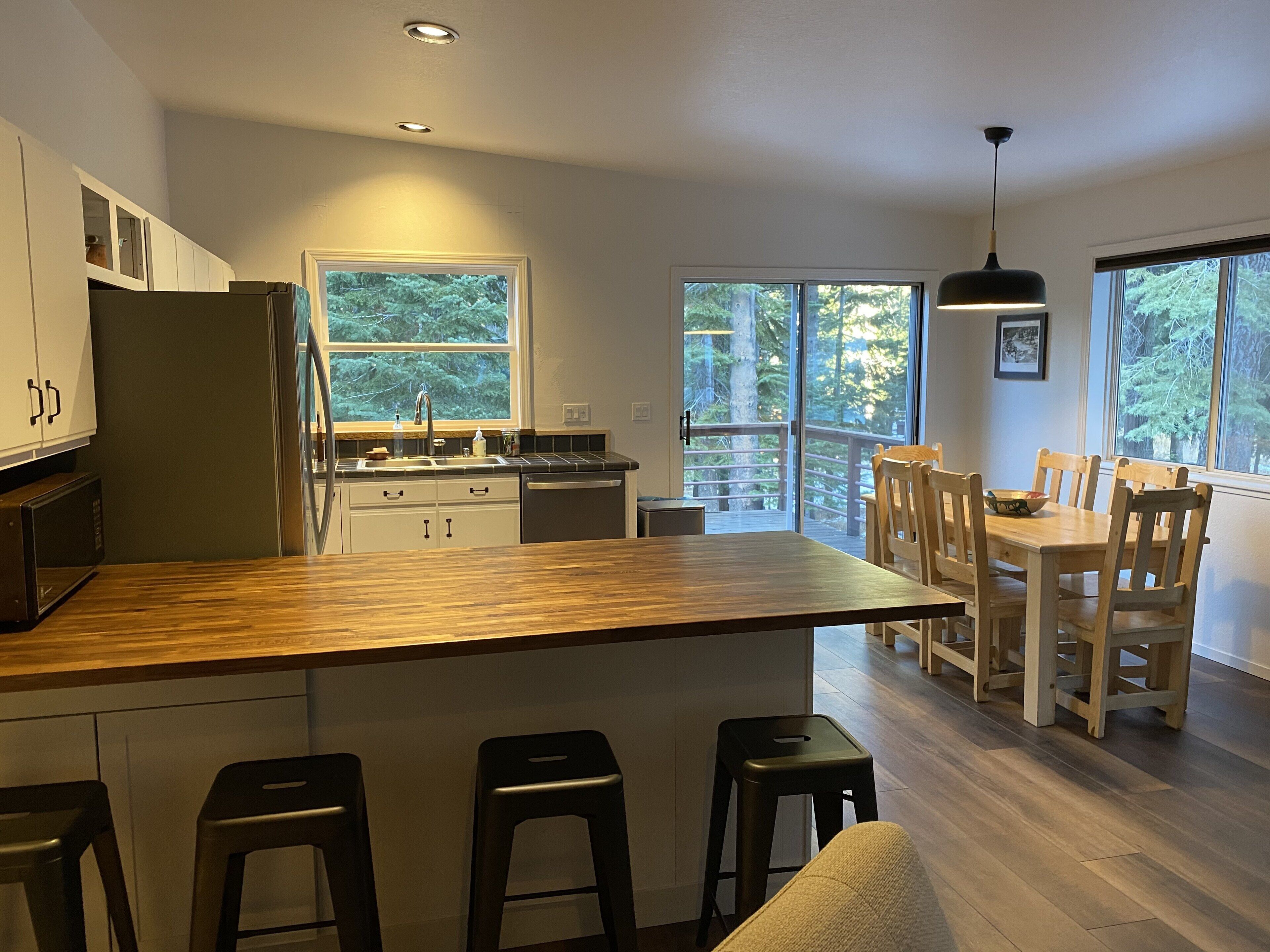 Great location & features!