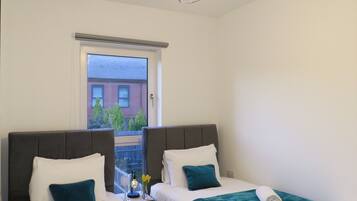 City House | 3 bedrooms, hypo-allergenic bedding, individually decorated