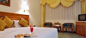 Hotel Madani Medan - Syariah Hotel