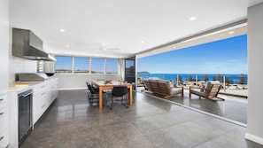 Interior - Amazing views and short walk to beach (TERRIGAL)