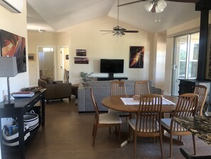 Interior - Southern Utah getaway  (Apple Valley)
