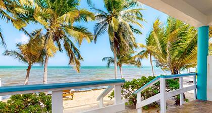 Charming beachfront condo with a kitchenette, shared pool, WiFi, & beach access