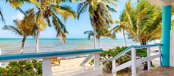 Charming beachfront condo with a kitchenette, shared pool, WiFi, & beach access