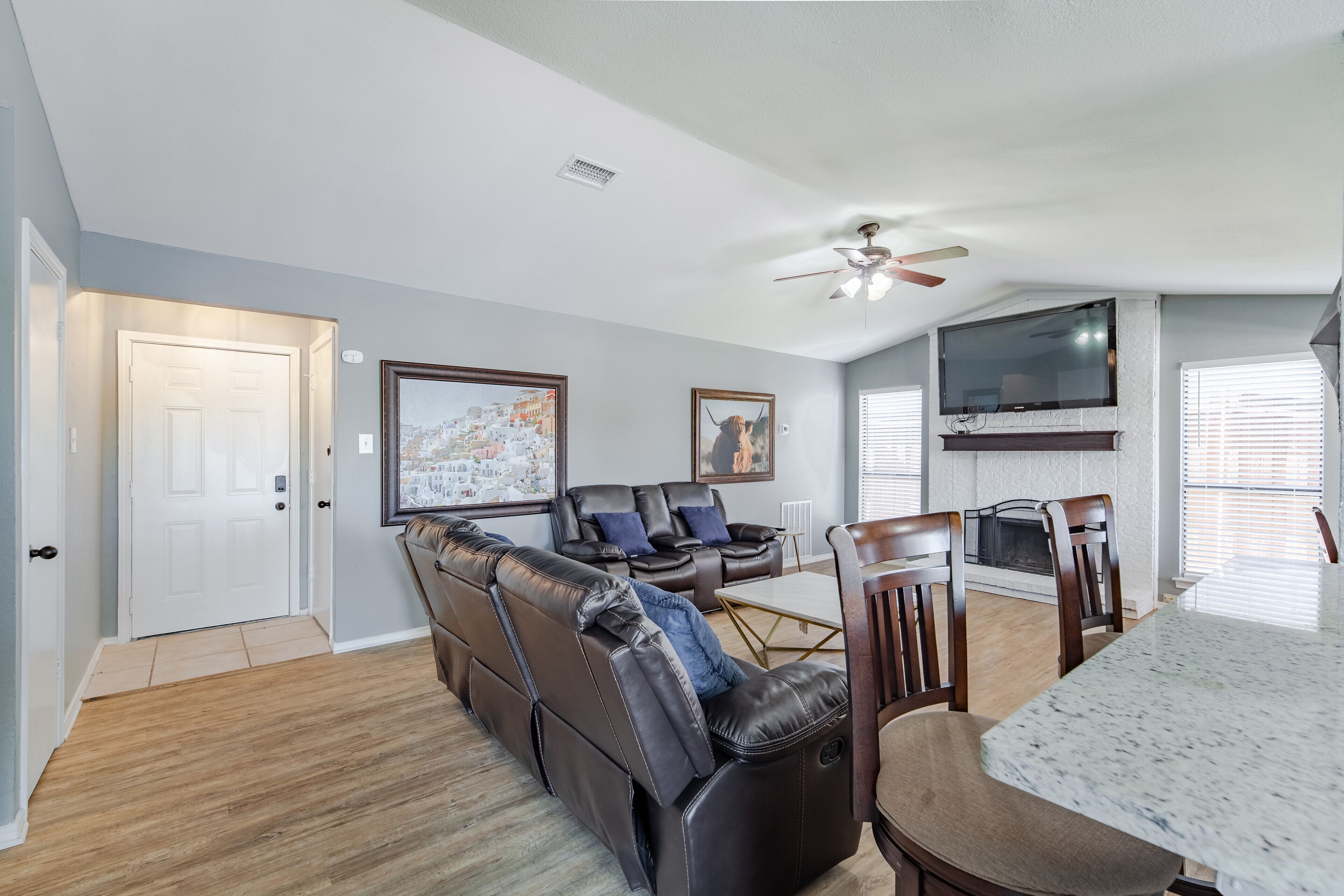 A Lakehouse right here in Irving!