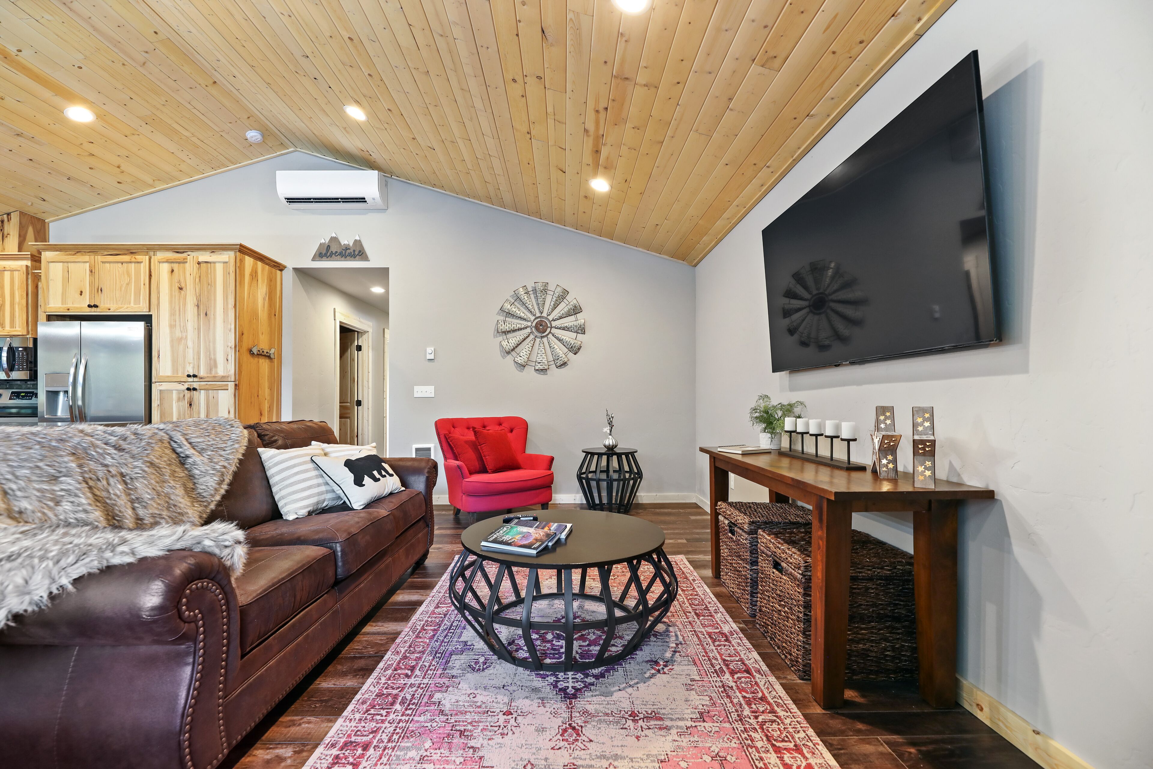 Kirby's Cabin by the Lake