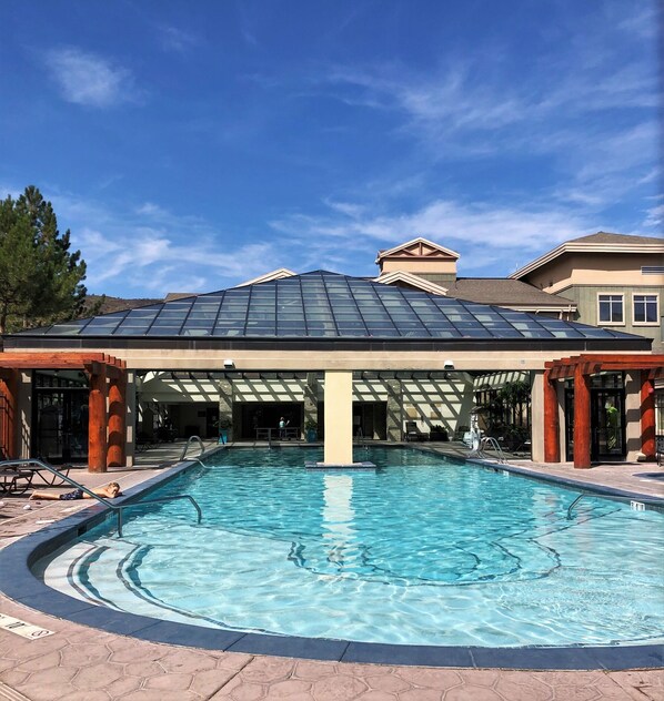 Indoor pool, outdoor pool