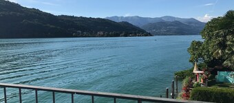 Great lake view: vacation home with lake view