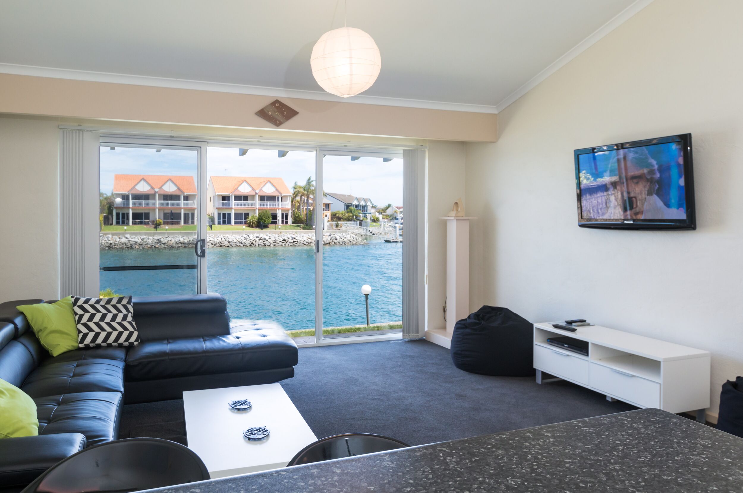 1/26 Northpoint Waterfront Unit