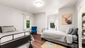 3 bedrooms, memory foam beds, desk, iron/ironing board