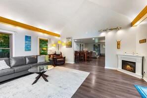 Älytelevisio, takka, videopelejä, Hulu