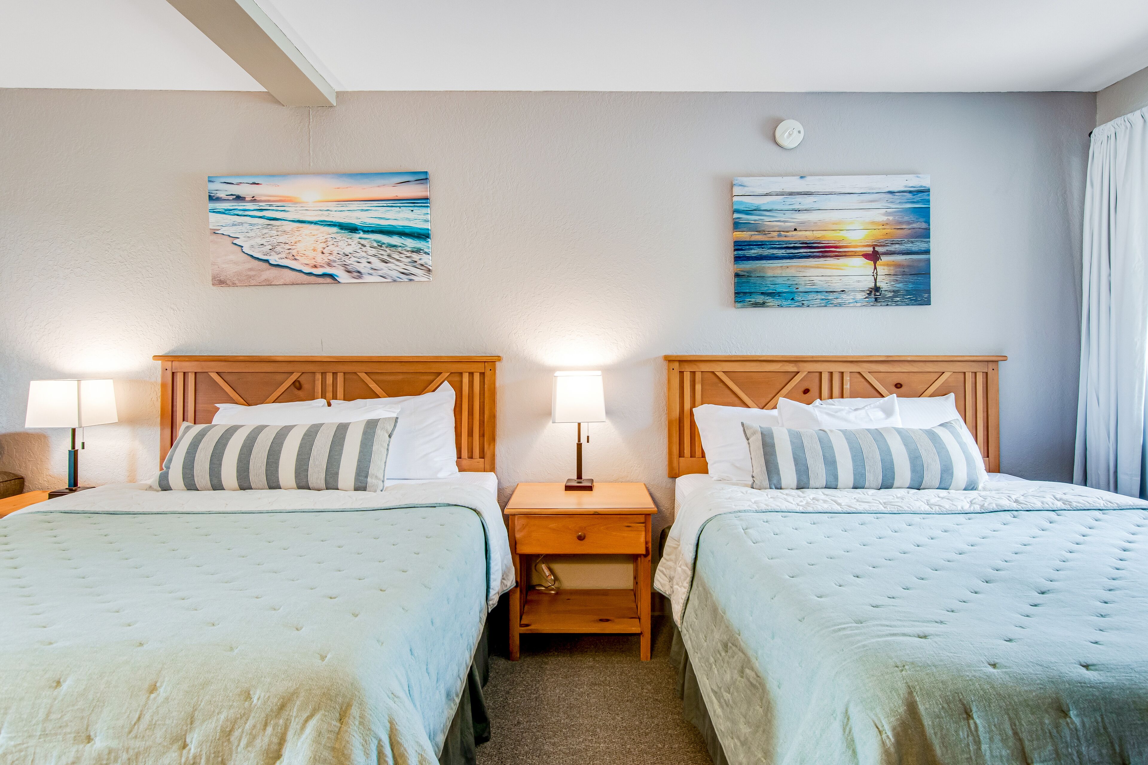 Peaceful gem with golf course & hot tub - near Noah’s Ark & Mt. Olympus