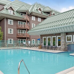 Indoor pool, outdoor pool