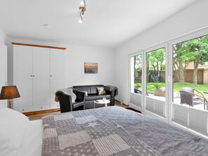 2 bedrooms, internet