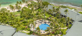 Holiday Sale! Turtle Bay Villas 201 by Gather: Beachfront w/ Shared Pool, Spa/AC