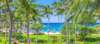 Hot Deal! Turtle Bay Villas 308 by Gather: Beachfront w/ Shared Pool, Spa, AC
