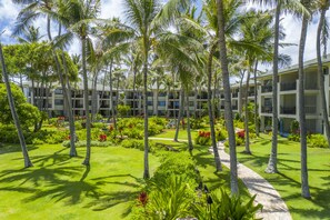 Property grounds - Holiday Sale! Turtle Bay Villas 310 by Gather: Beachfront w/ Shared Pool/Spa/AC (Kahuku)