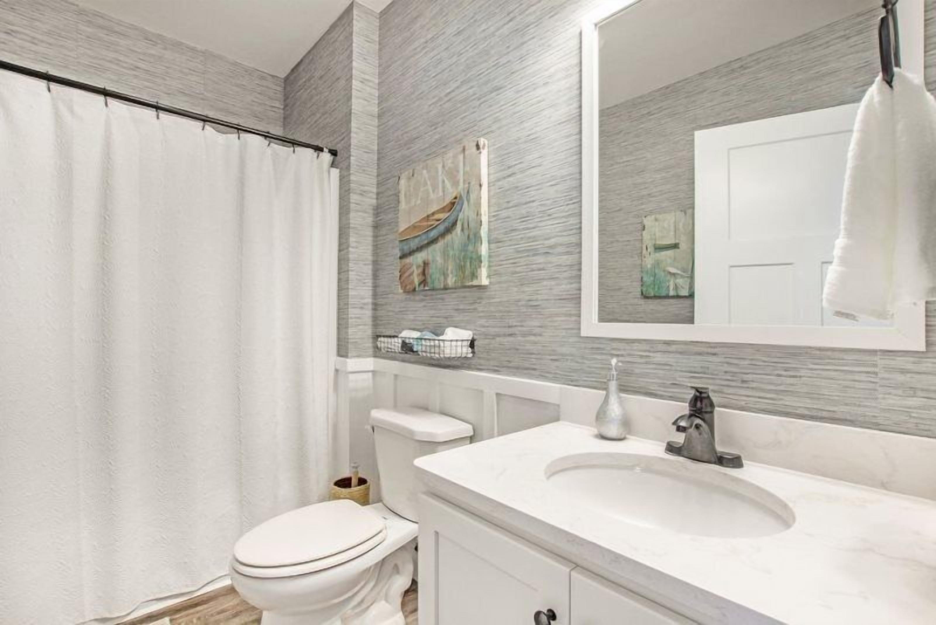 Happy Landings - Farmhouse coastal home with tram and stairs to beach access!