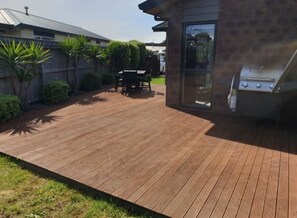 Outdoor dining - Beautiful on the Coast (Paraparaumu)