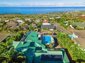 Exterior - Honu Hale: Exquisite Oceanview Estate w/ Pool, Hot Tub, AC & Oversized Chess Set (Kailua-Kona)
