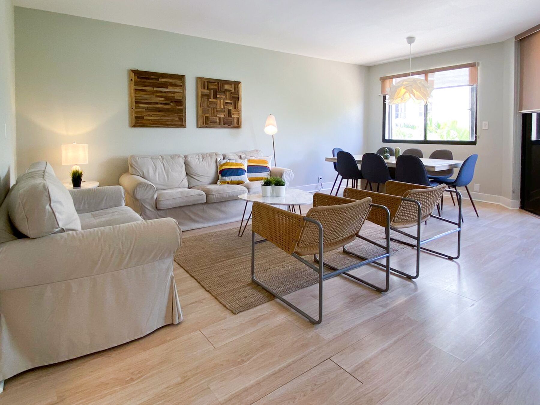 Beatiful apartment in Key Colony Condominium 