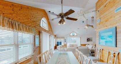 Semi-oceanfront home with direct beach access, private hot tub, & pool