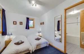 7 bedrooms - Spacious chalet La Tania, with half-board (la perriere)