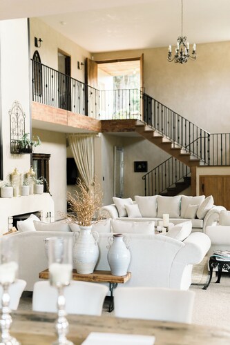 Villa Vie country estate