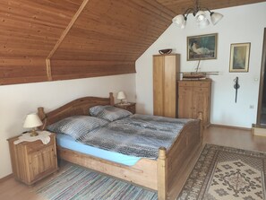 3 Schlafzimmer, Bügeleisen/Bügelbrett, WLAN, Bettwäsche