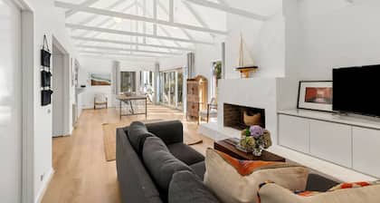 Barwon Beach & Golf Getaway