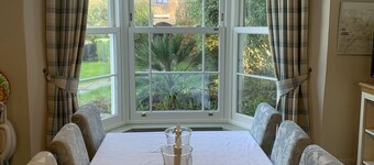 Lovely 5 Bedroom Period House moments from Beach and the Burrows