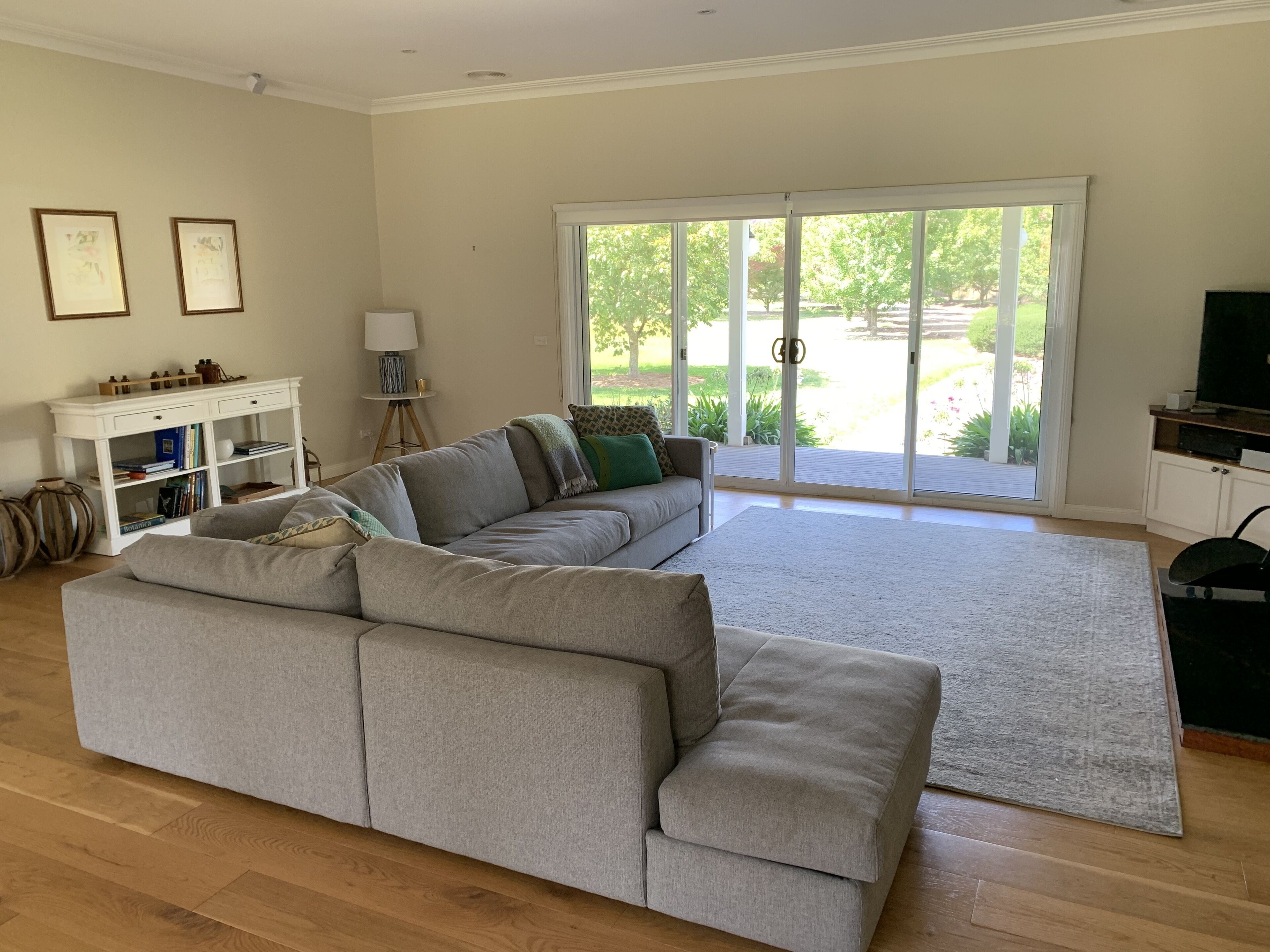 Buxton River House - Secluded Homestead with River Frontage