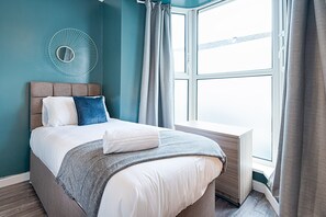 Casa | 4 habitaciones, decoración personalizada y muebles diferentes 