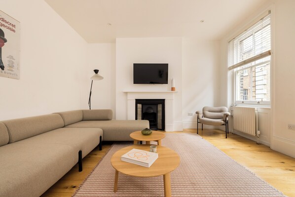 Suite Luxe, 2 chambres, terrasse | Coin séjour